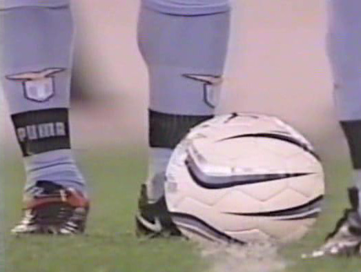 2001_lazio_socks_ball_2.jpg