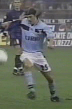 99_sansiro_inter_almeyda_tackle_0.jpg