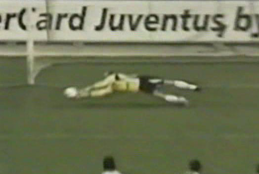 ballotta_saves_from_juventus1.jpg